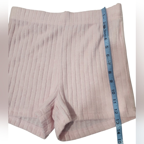 Light Pink Ribbed Cardigan And Shorts Set. M/L - Picture 6 of 10